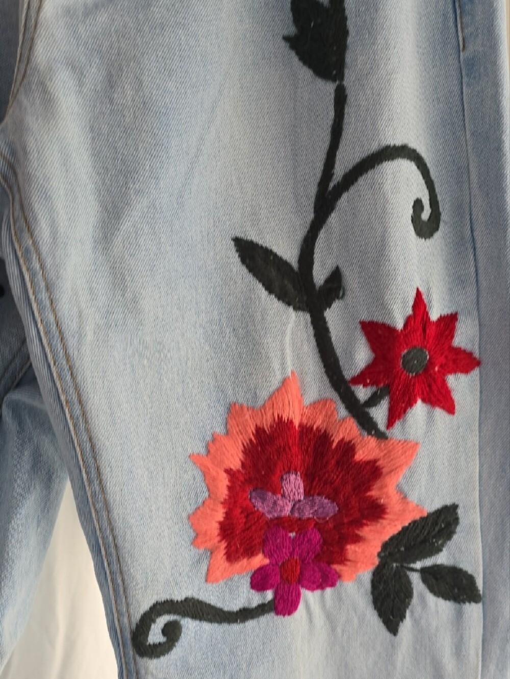 LONDONJEAN Light Wash Wide Leg Jeans with Pink & Red Floral Embroidery - Picture 3 of 10